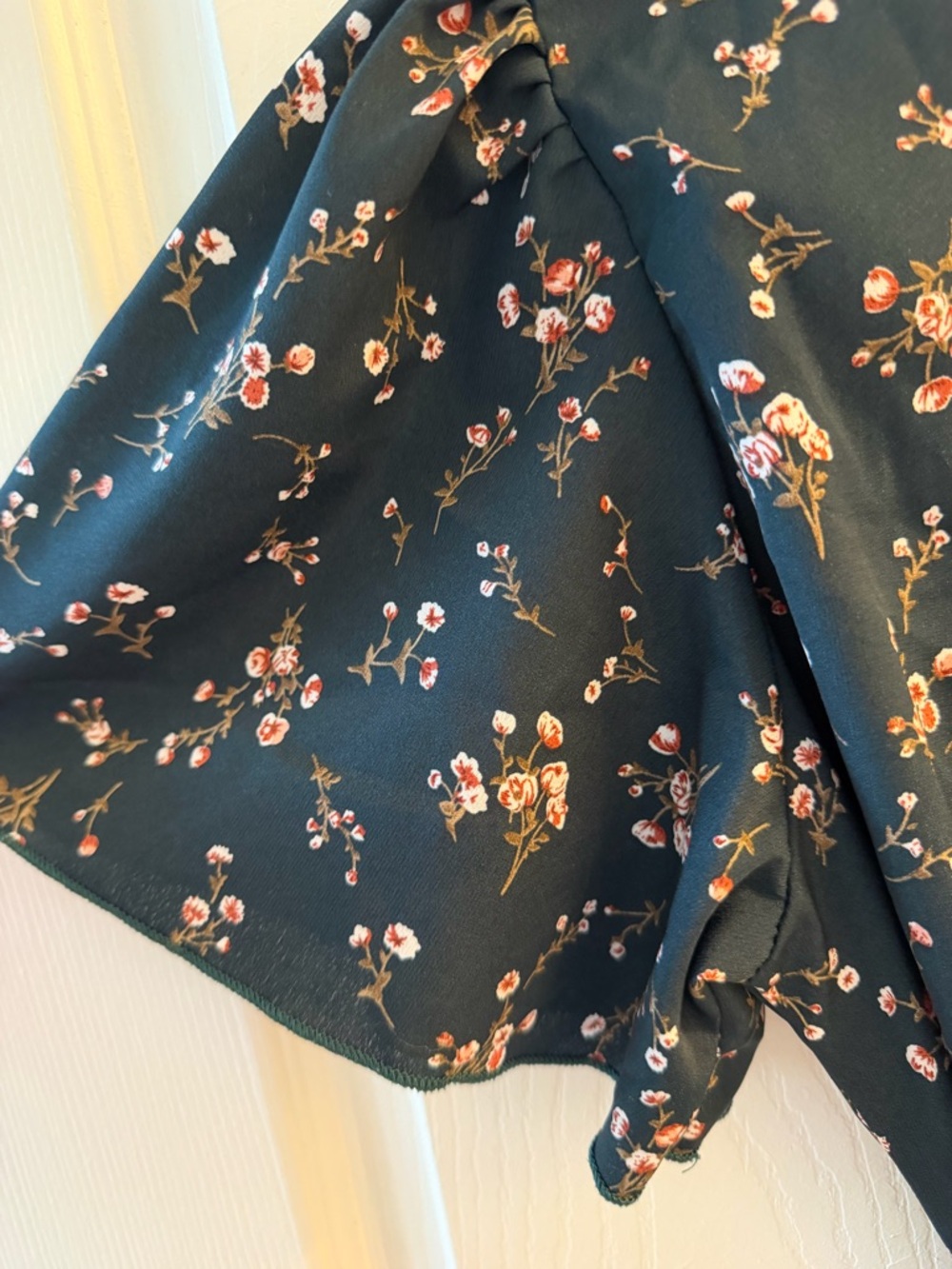 Dark Green Floral Tie-Waist Midi Dress - Picture 3 of 4